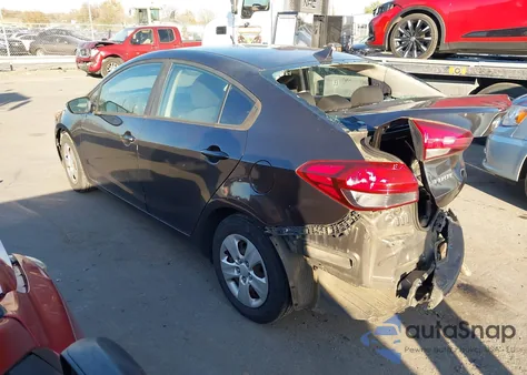 2017 Kia Forte Lx из США, поврежденный, VIN 3KPFK4A75HE156495